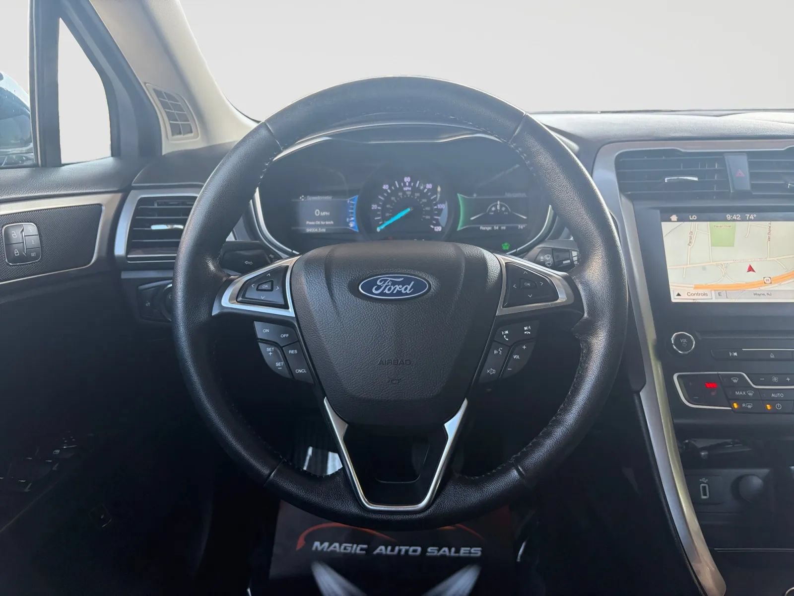 Used 2018 Ford Fusion Energi SE FWD image 29