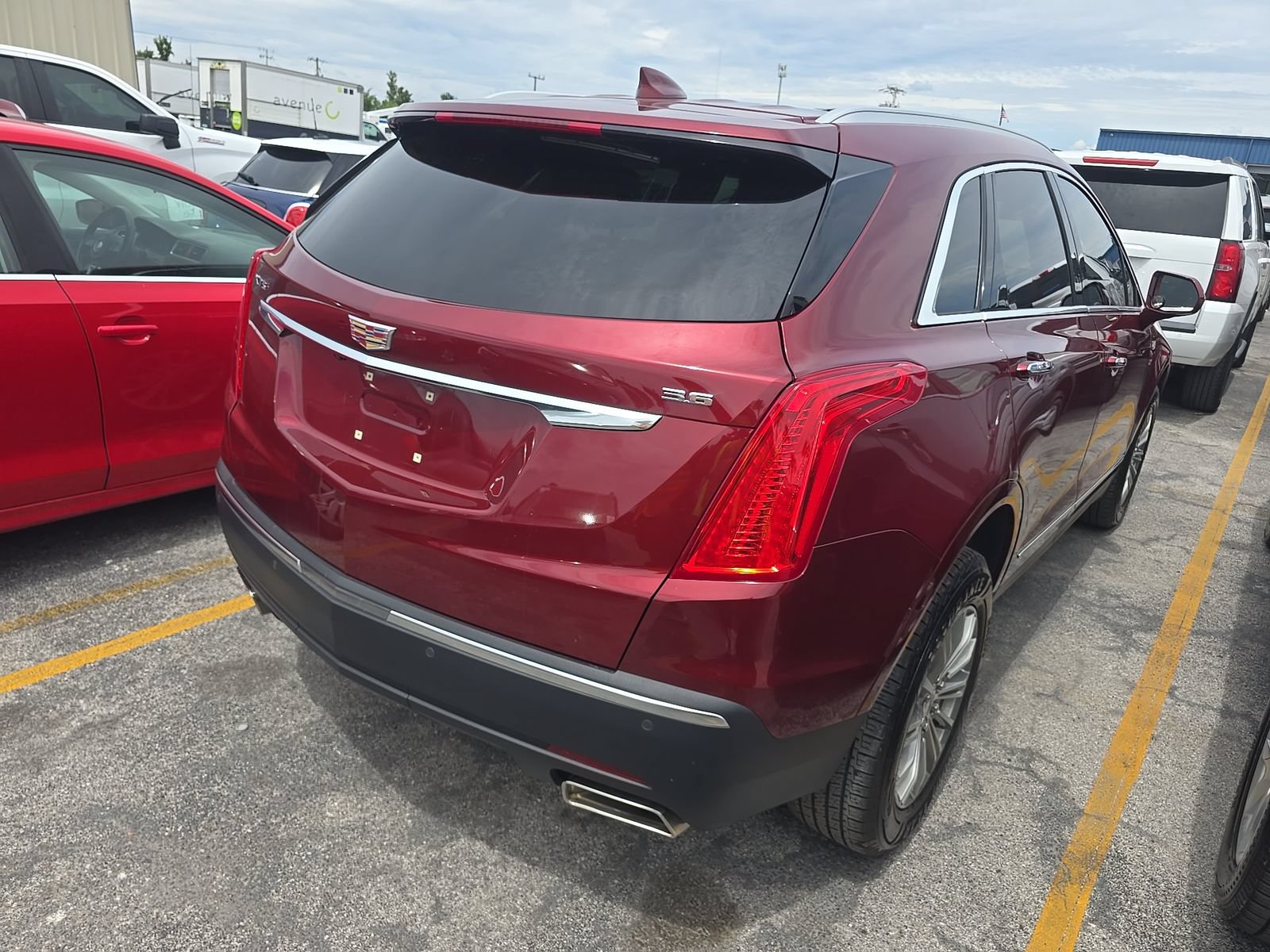 Used 2018 Cadillac XT5 Luxury FWD image 6