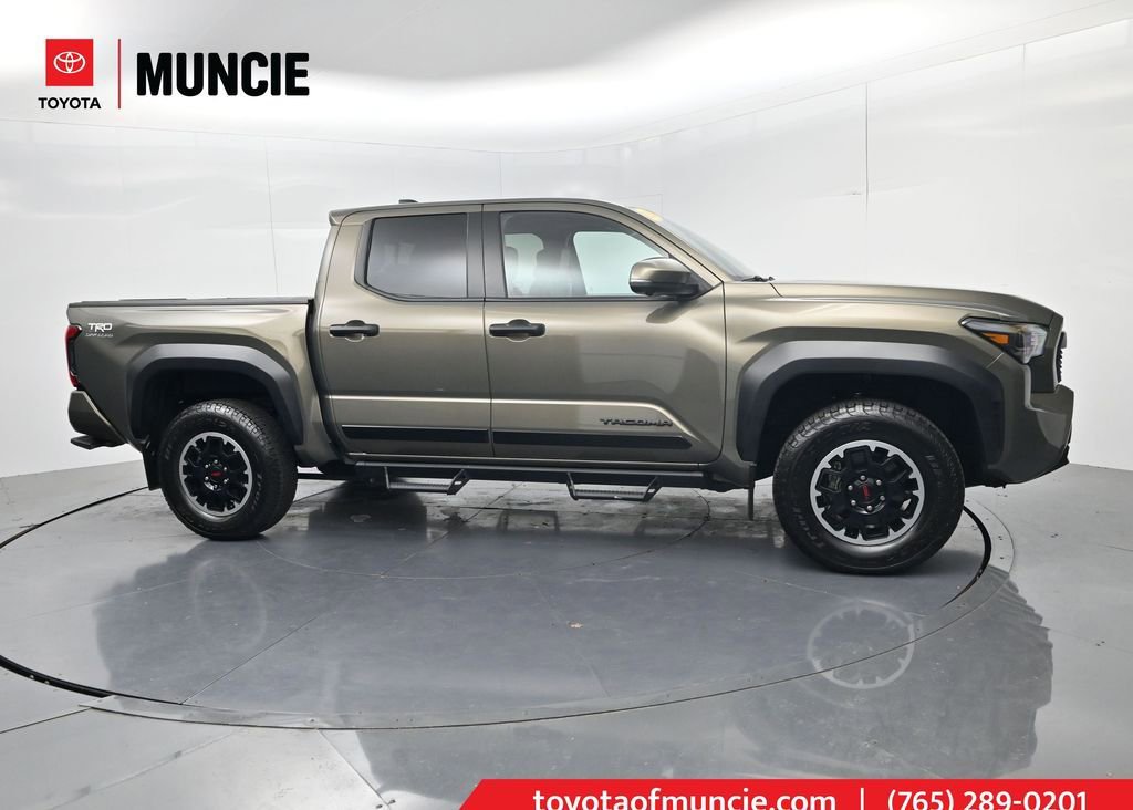 Used 2024 Toyota Tacoma TRD Off-Road w/ TRD Off Road Premium Package AWD/4WD image 1