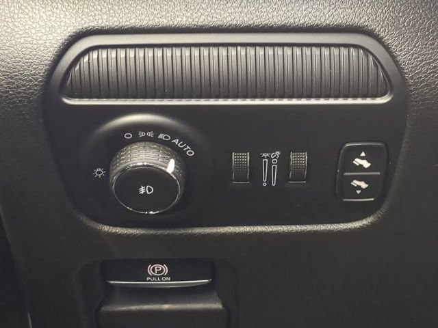Certified 2022 Jeep Wagoneer Series II w/ Premium Group I RWD image 31