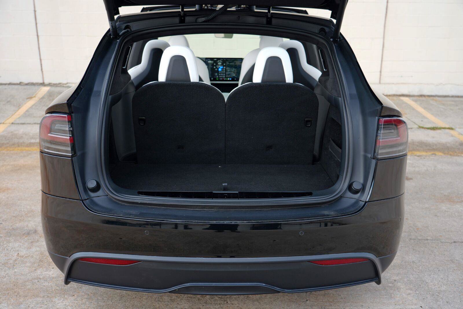 Used 2022 Tesla Model X AWD/4WD image 10