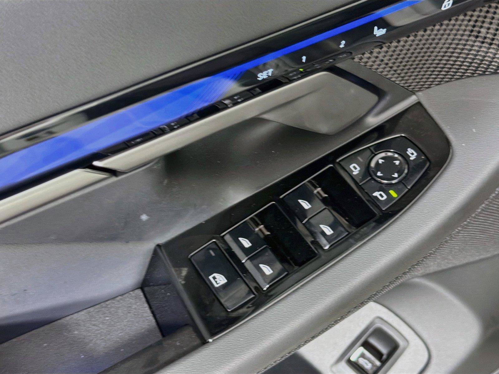 New 2027 BMW M5 Touring AWD/4WD image 18