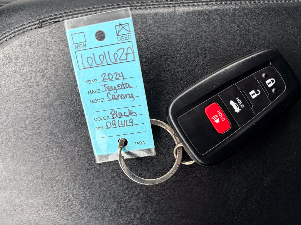 Used 2024 Toyota Camry XSE w/ Navigation Package FWD image 16