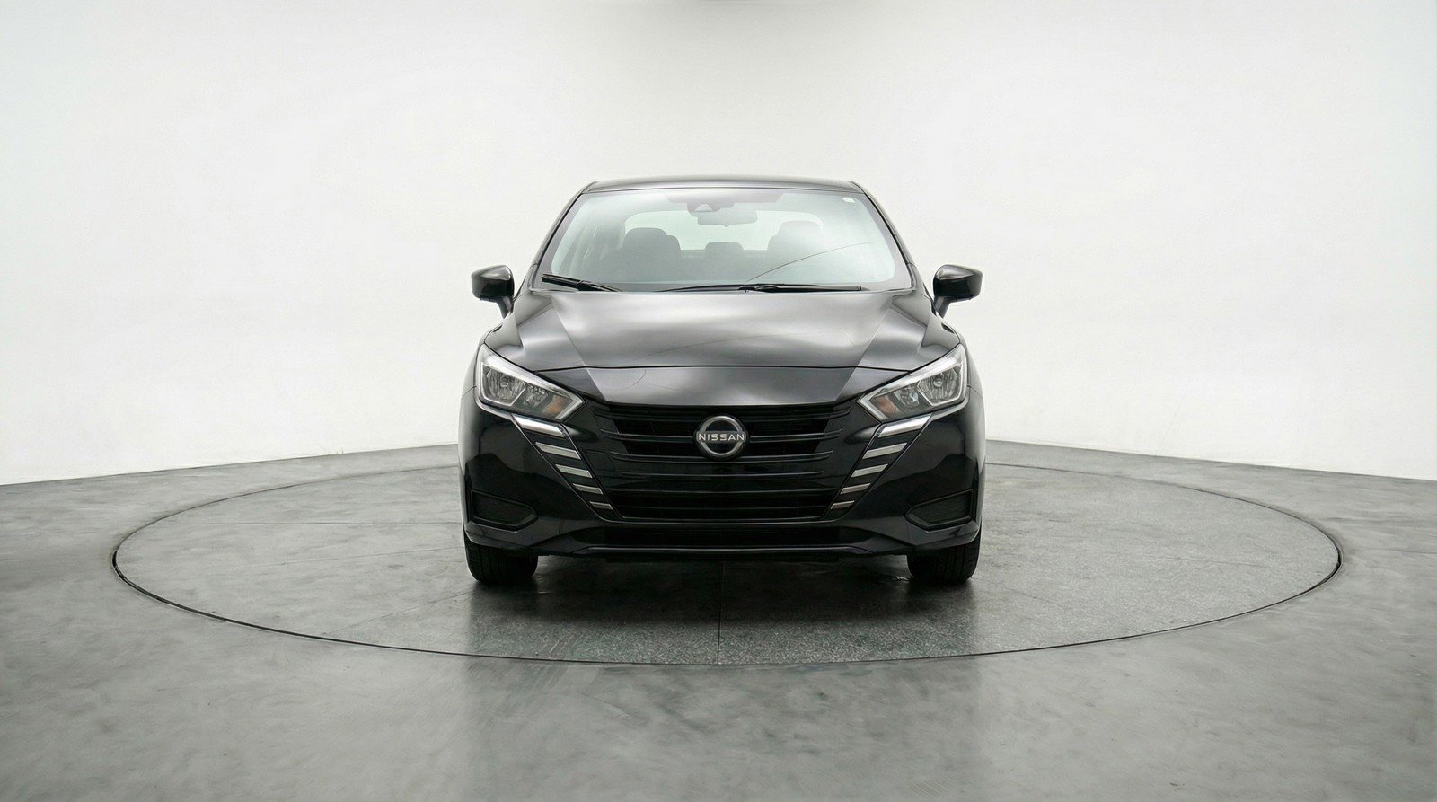 Used 2025 Nissan Versa SV FWD image 2