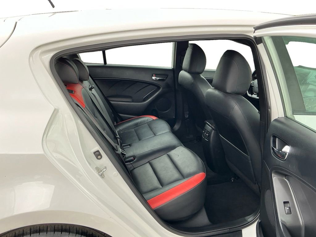 Used 2018 Kia Forte SX image 23