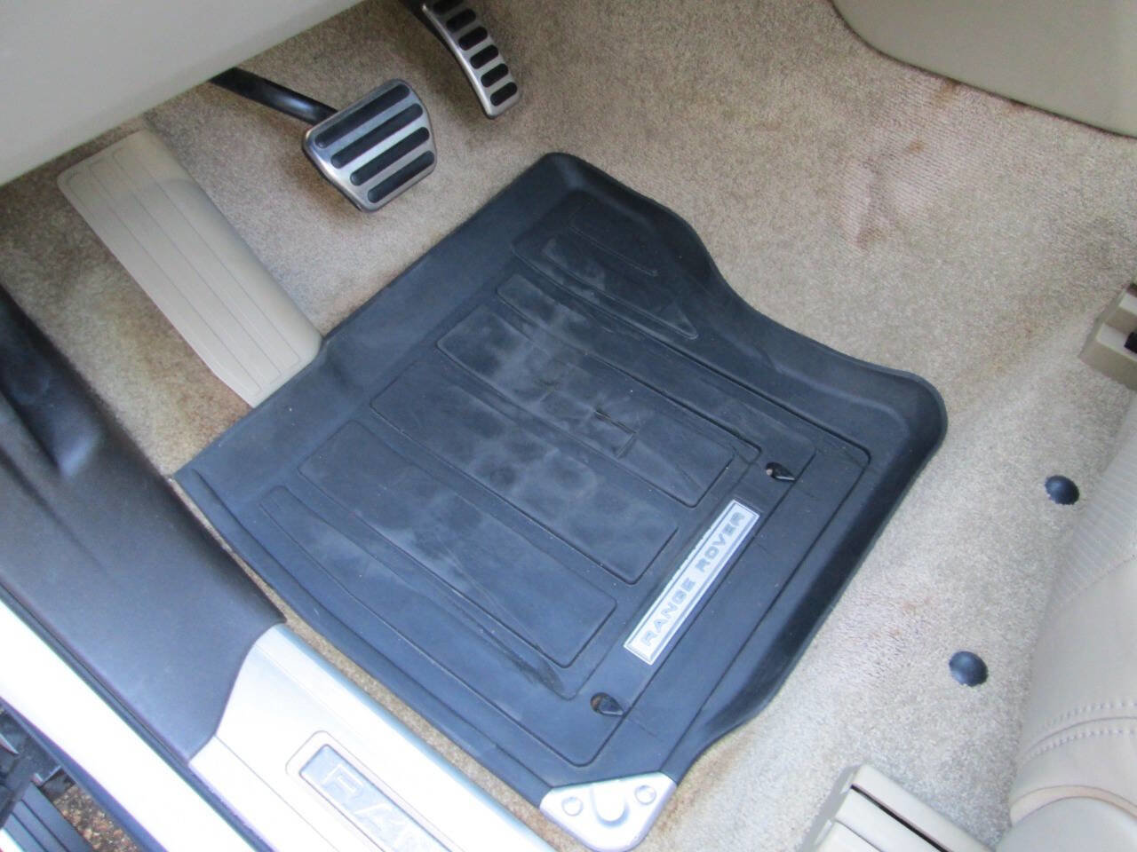 Used 2016 Land Rover Range Rover Long Wheelbase Supercharged image 16