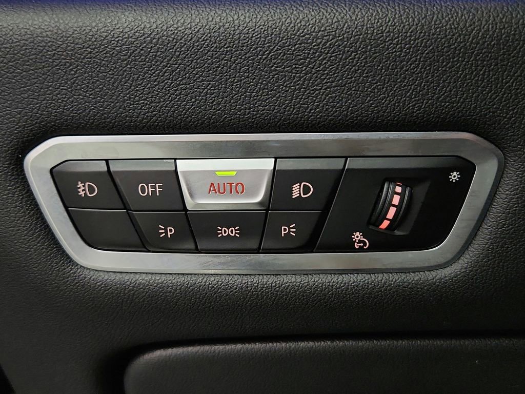 Used 2019 BMW X7 xDrive40i w/ Luxury Seating Package image 29