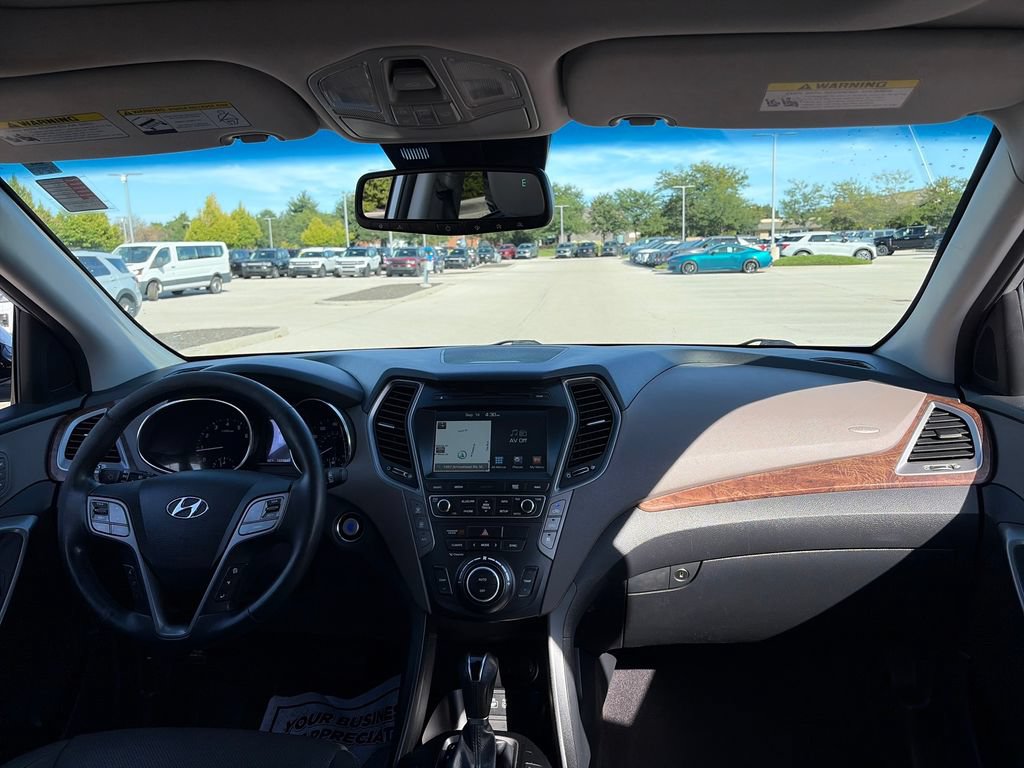 Used 2017 Hyundai Santa Fe AWD image 36