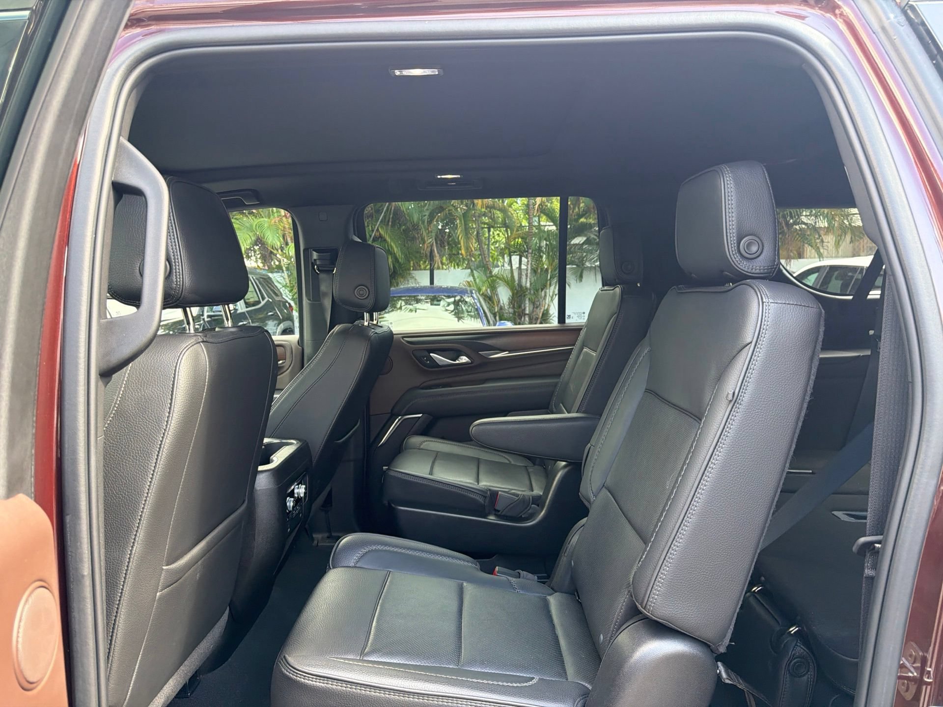 Used 2022 GMC Yukon XL Denali w/ Max Trailering Package AWD/4WD image 13