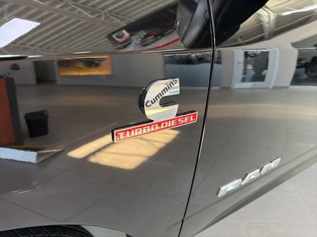 New 2025 RAM 2500 Big Horn AWD/4WD image 11