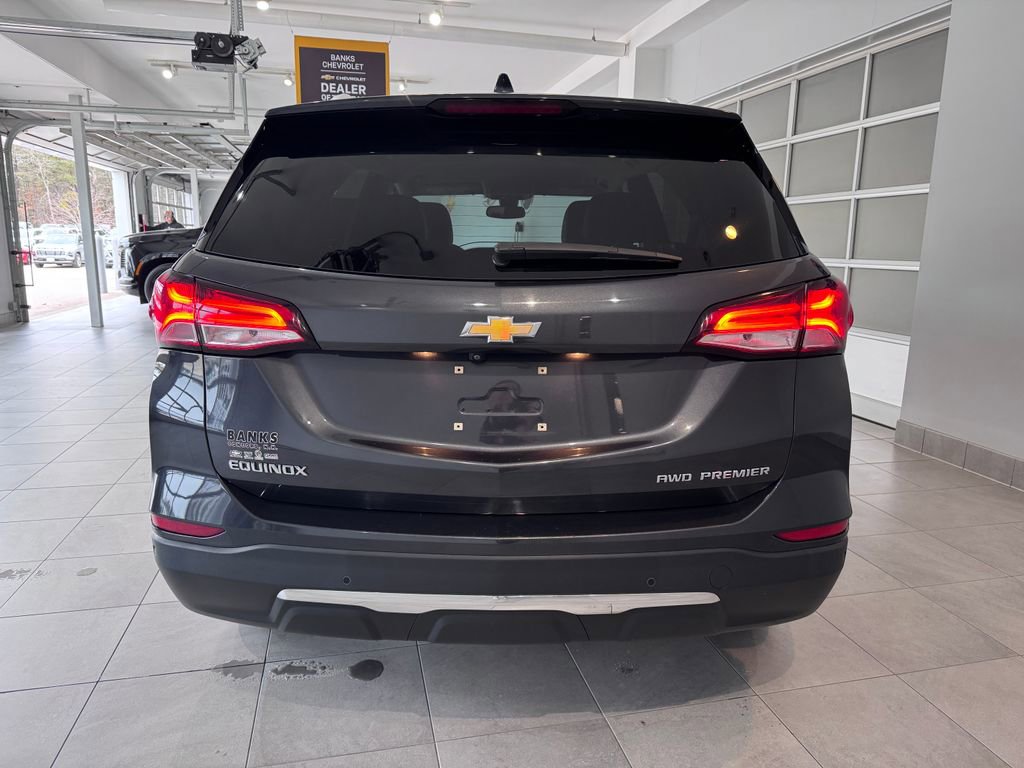Used 2022 Chevrolet Equinox Premier AWD/4WD image 6