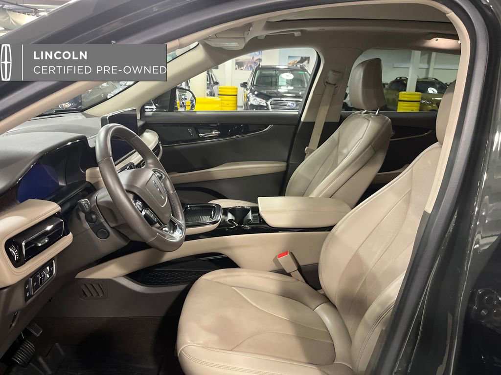 Used 2022 Lincoln Nautilus Reserve AWD/4WD image 10