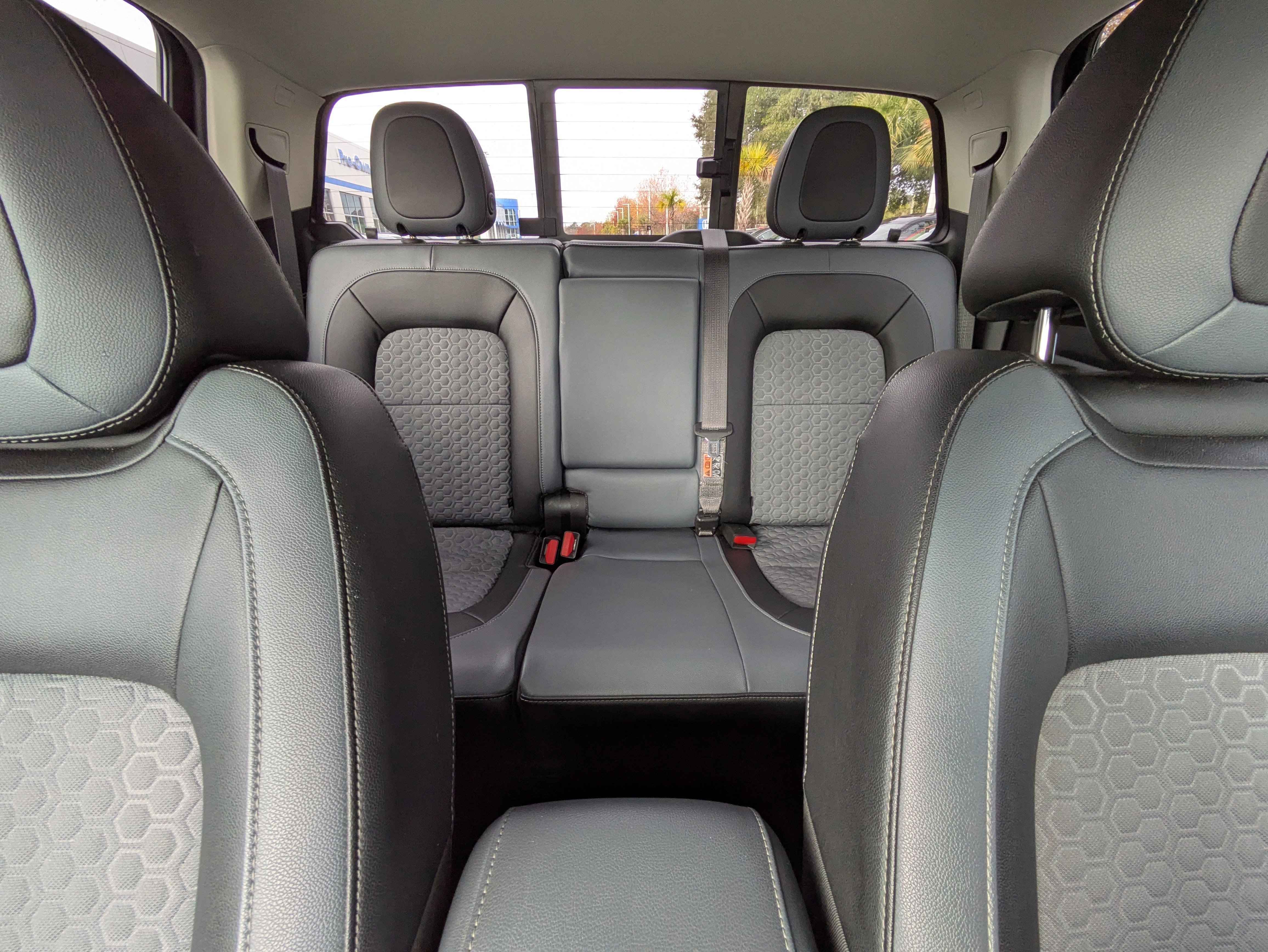 Used 2019 Chevrolet Colorado Z71 image 26