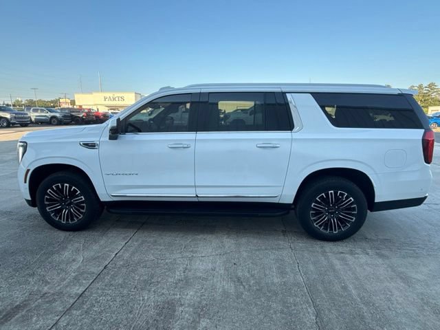 Used 2025 GMC Yukon XL Elevation RWD image 2