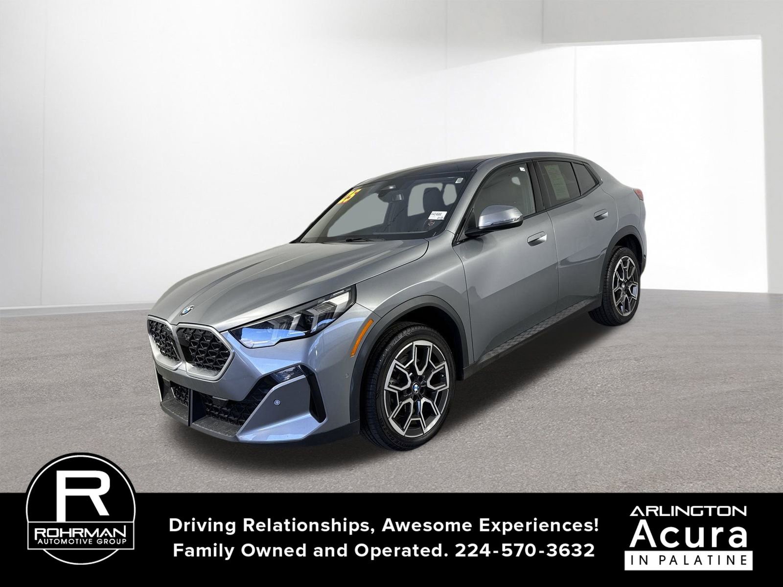 Used 2025 BMW X2 xDrive28i image 2