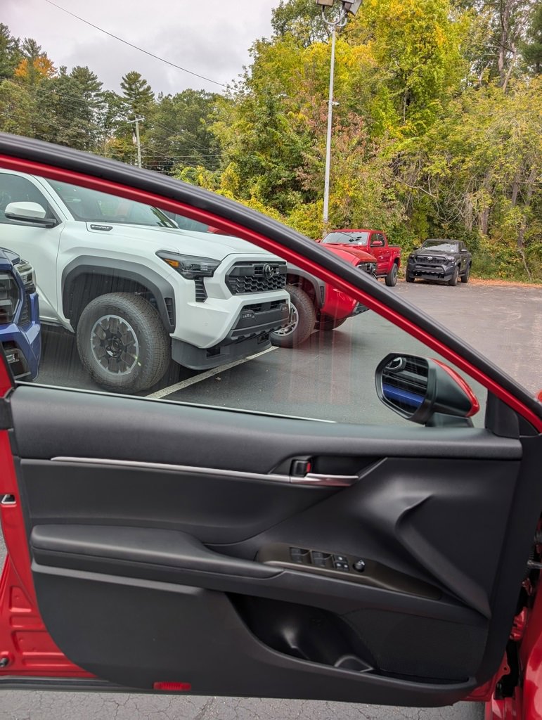 Certified 2023 Toyota Camry SE image 13