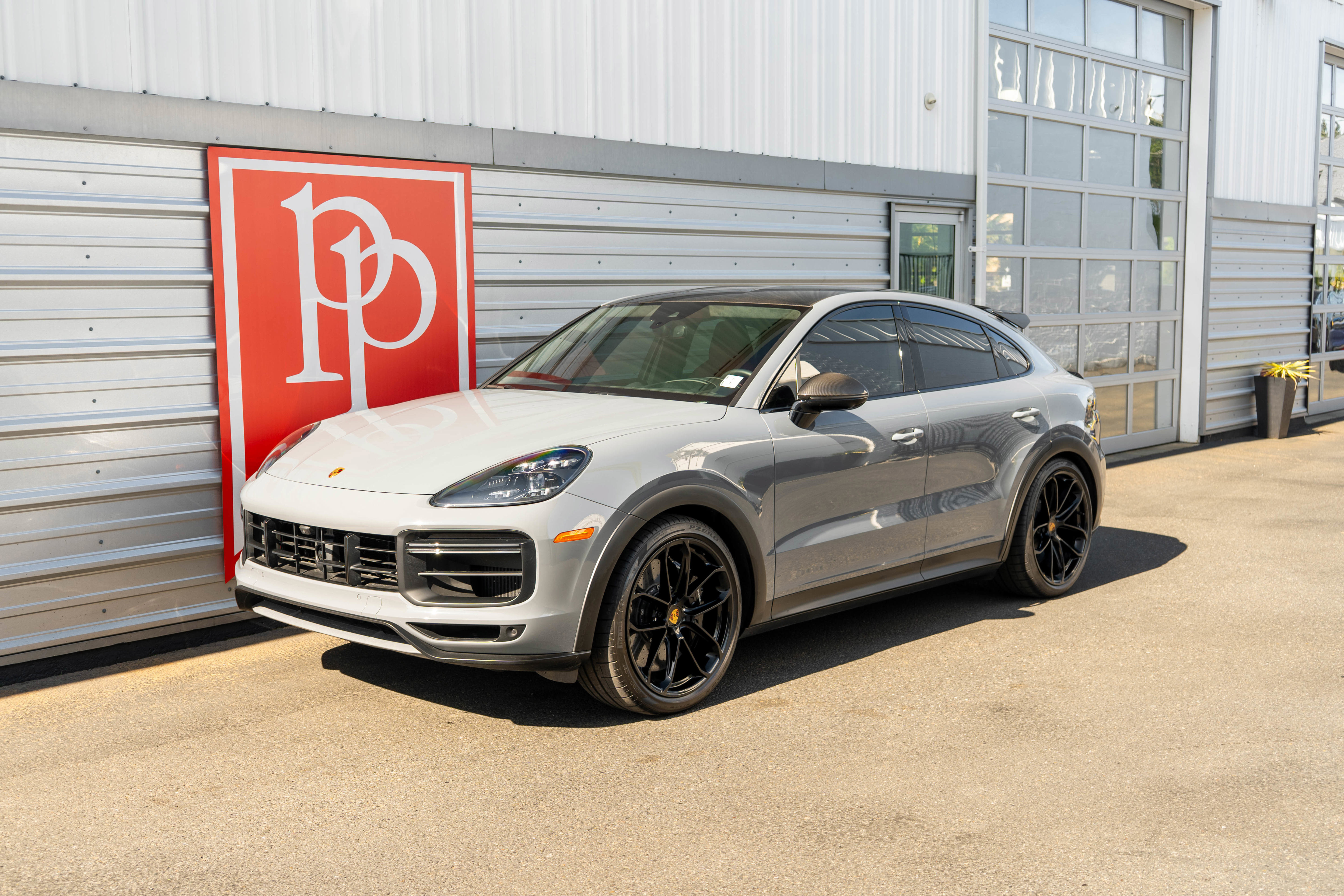 Used 2023 Porsche Cayenne Turbo GT AWD/4WD image 39