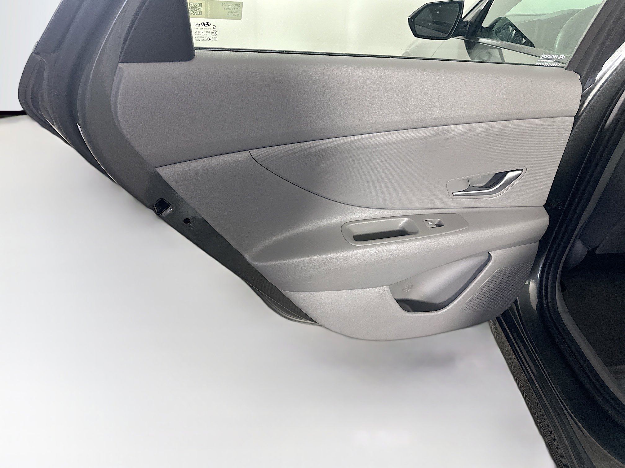 Used 2024 Hyundai Elantra SEL image 27