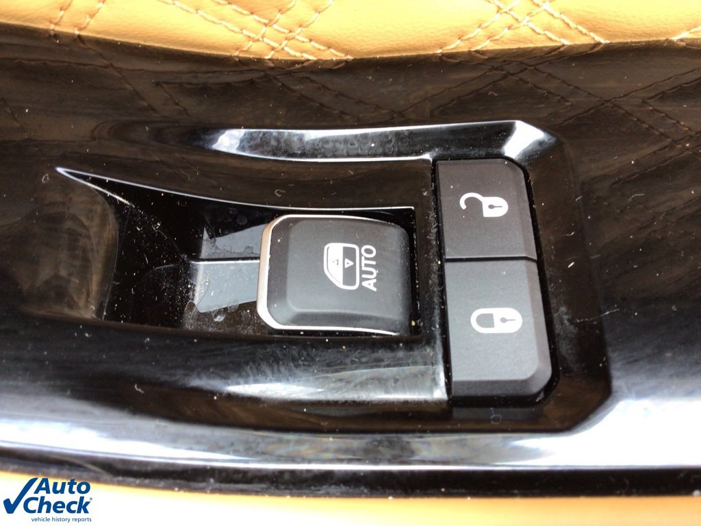 Used 2023 Jeep Grand Cherokee Summit w/ Advanced Protech Group IV image 19