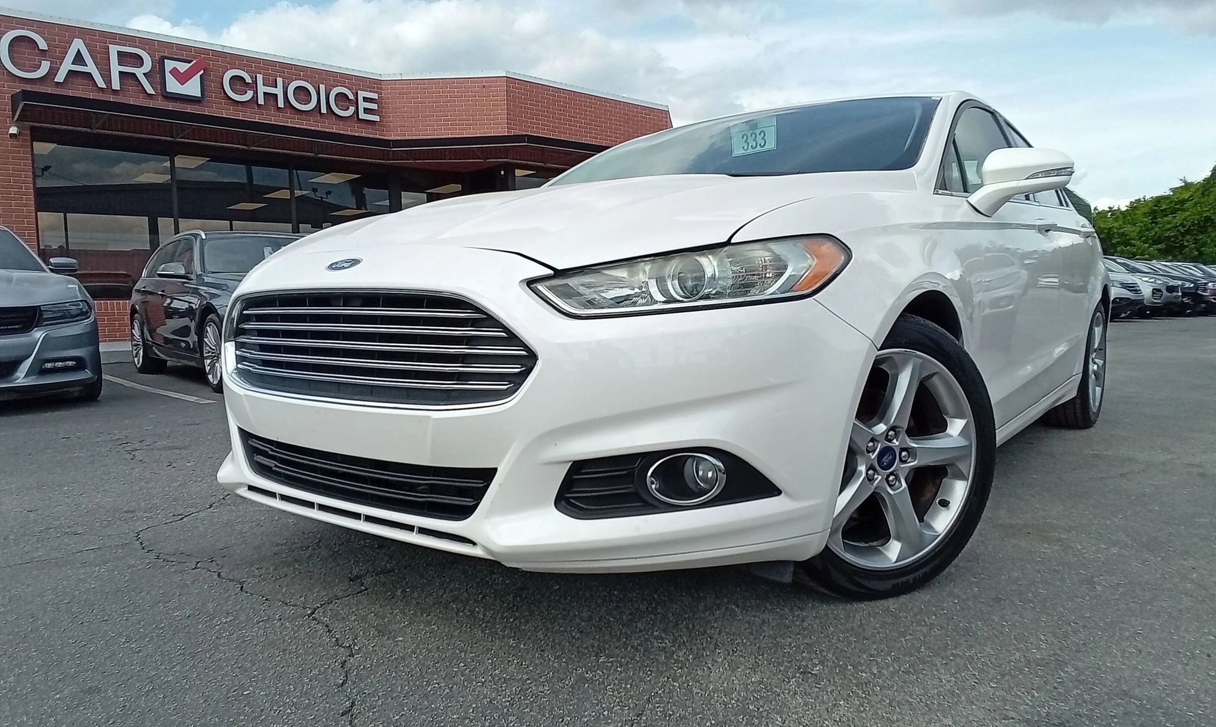 Used 2016 Ford Fusion SE