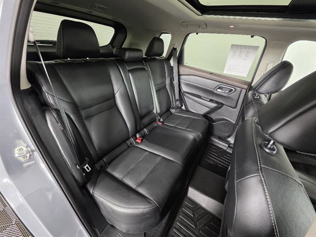 Used 2021 Nissan Rogue SL w/ Premium Package image 17