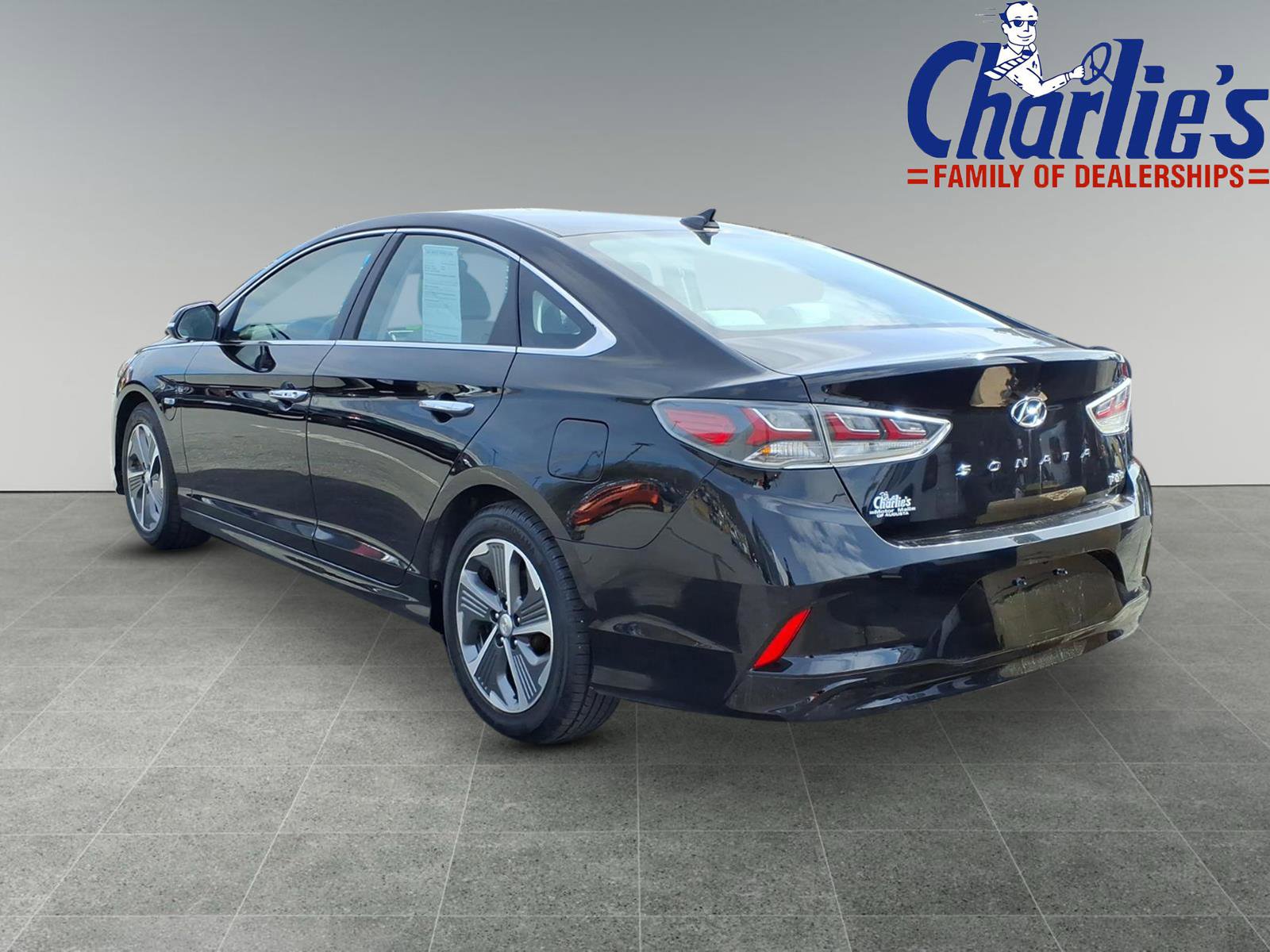 Used 2019 Hyundai Sonata Plug-In Hybrid image 4