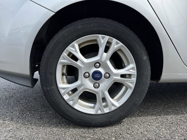 Used 2014 Ford Fiesta SE FWD image 28