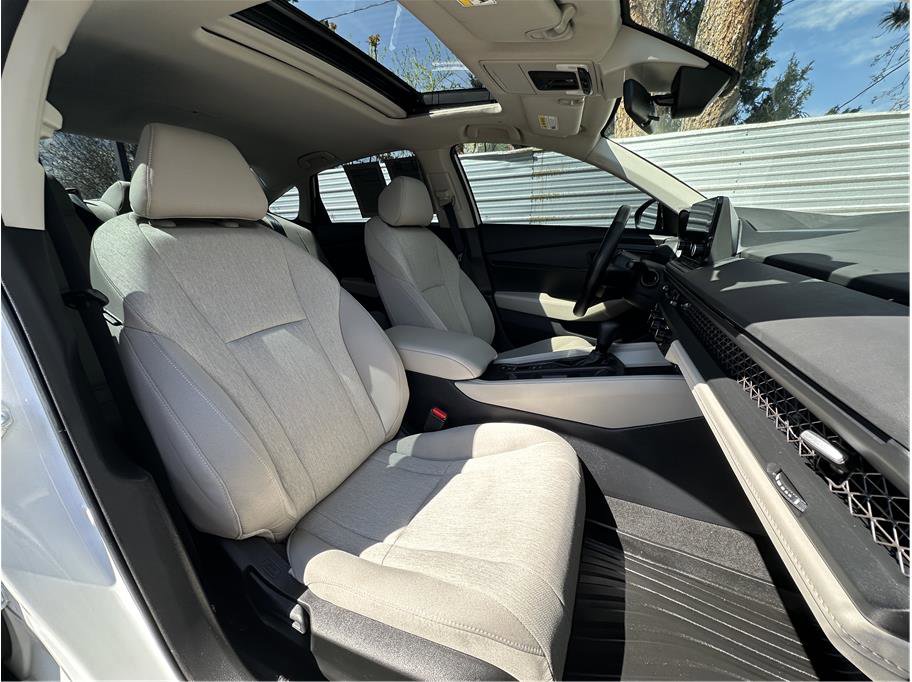 Used 2023 Honda Accord EX image 14