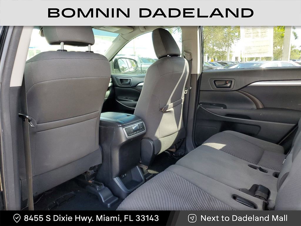 Used 2018 Toyota Highlander Plus image 9