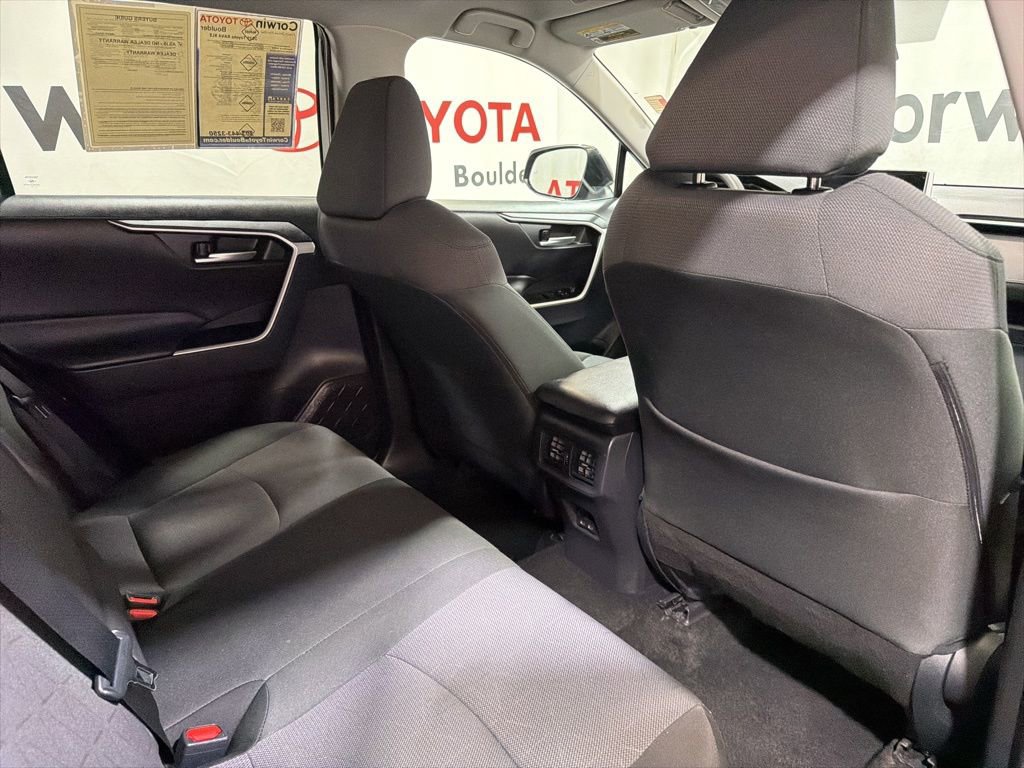 Used 2025 Toyota RAV4 XLE image 12