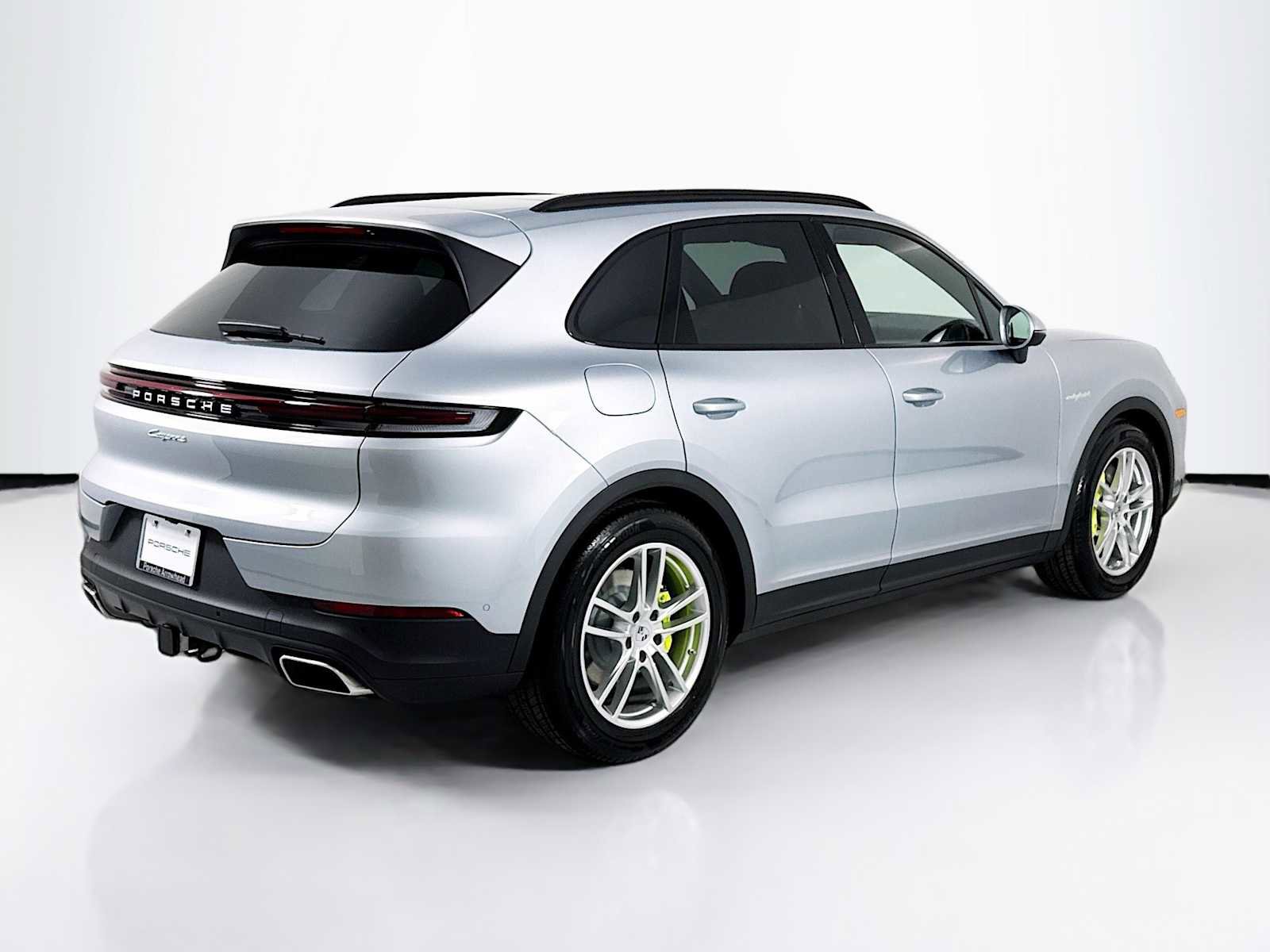 New 2026 Porsche Cayenne E-Hybrid image 9