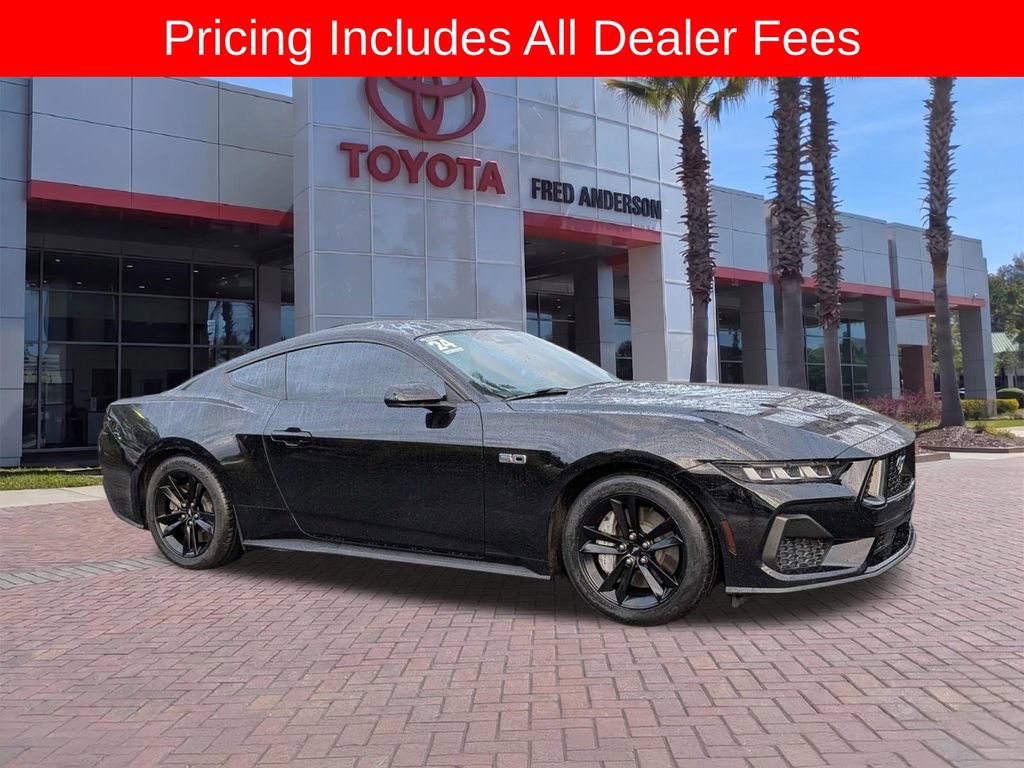 Used 2024 Ford Mustang GT RWD image 1