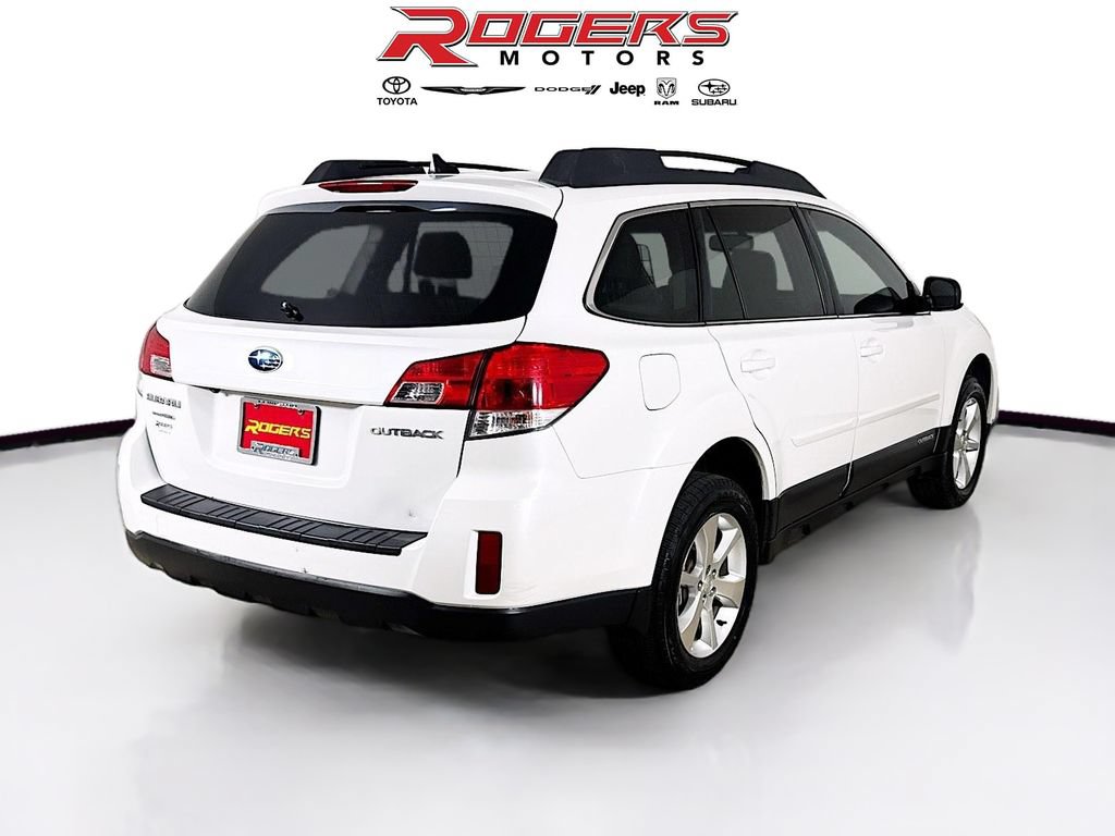 Used 2014 Subaru Outback 2.5i Limited w/ Moonroof Package AWD/4WD image 8