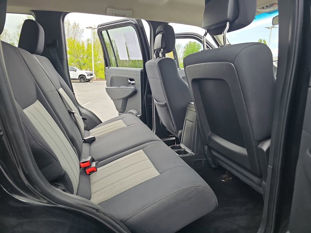 Used 2010 Jeep Liberty Sport AWD/4WD image 14