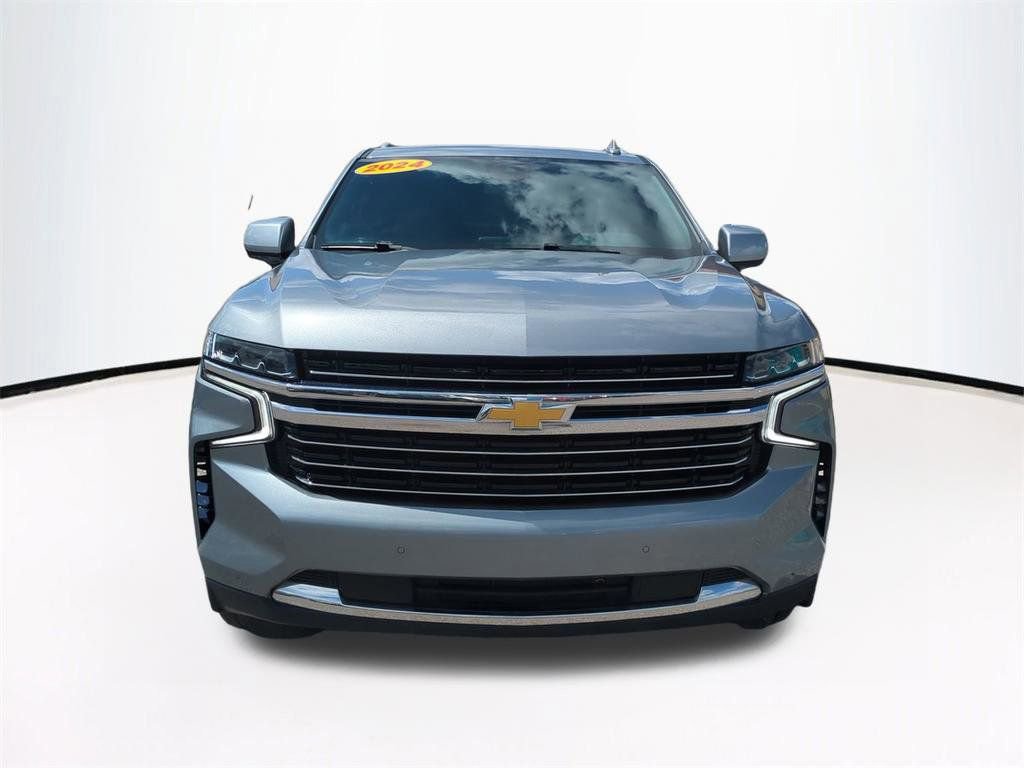 Used 2024 Chevrolet Tahoe LT RWD image 3