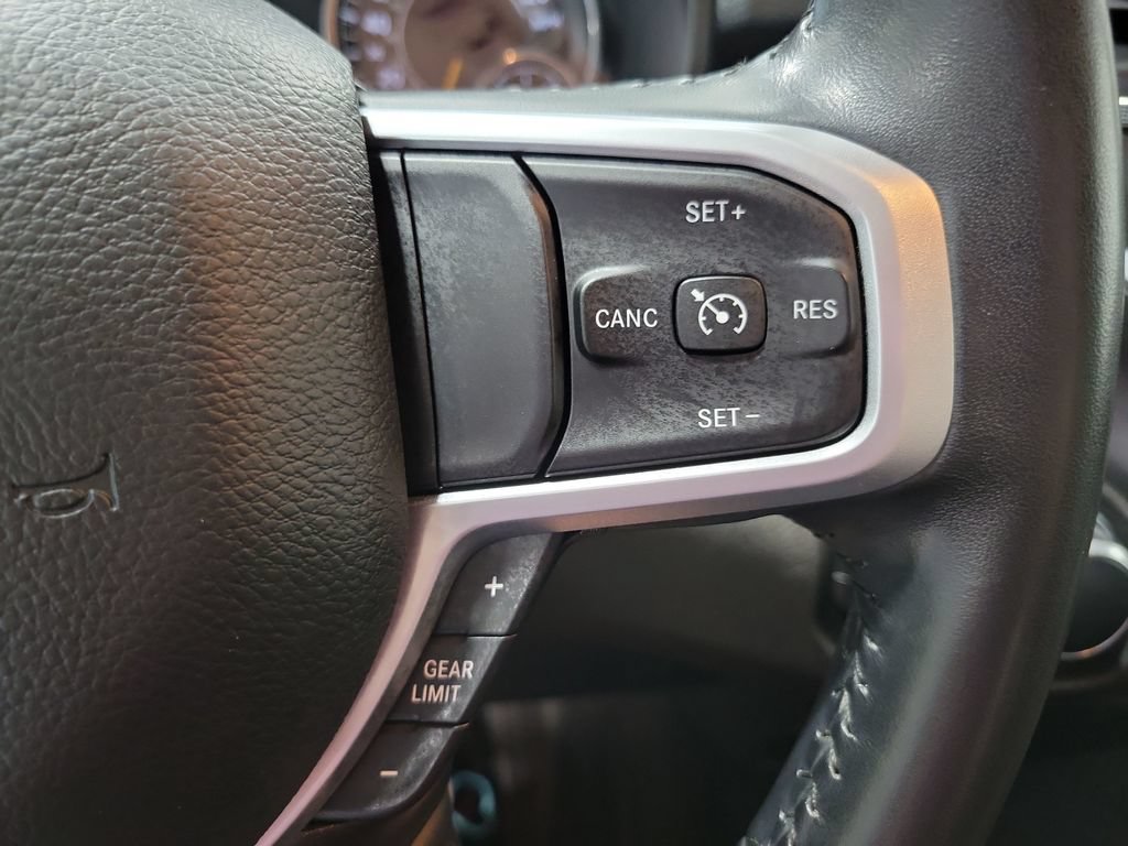 Used 2022 RAM 1500 Big Horn AWD/4WD image 37