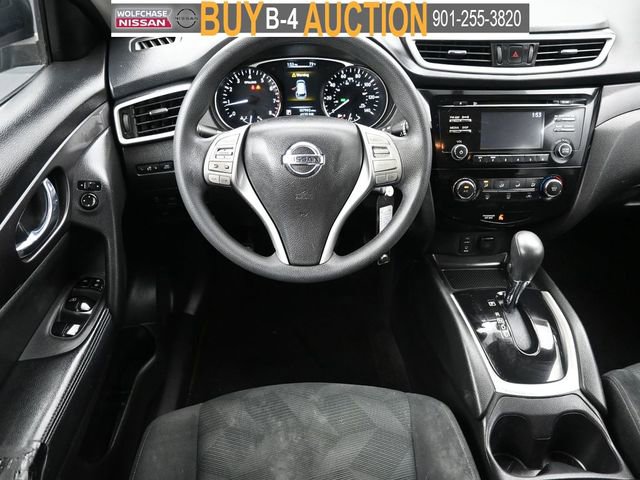 Used 2016 Nissan Rogue S w/ Appearance Package image 9