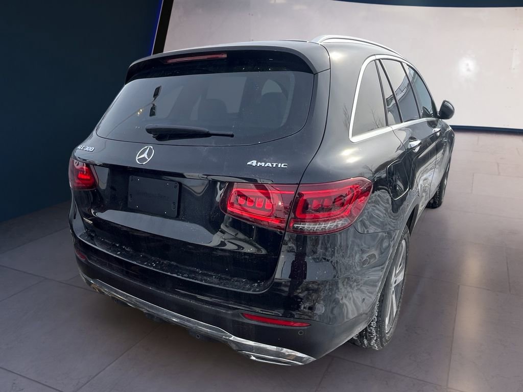 Certified 2022 Mercedes-Benz GLC 300 4MATIC w/ Driver Assistance Package image 4