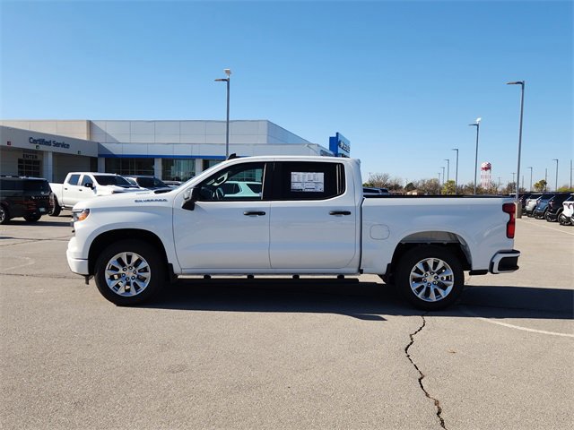 New 2026 Chevrolet Silverado 1500 Custom image 4