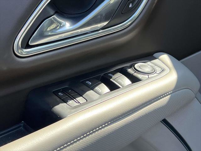 Used 2021 GMC Yukon SLT w/ SLT Luxury Plus Package image 19