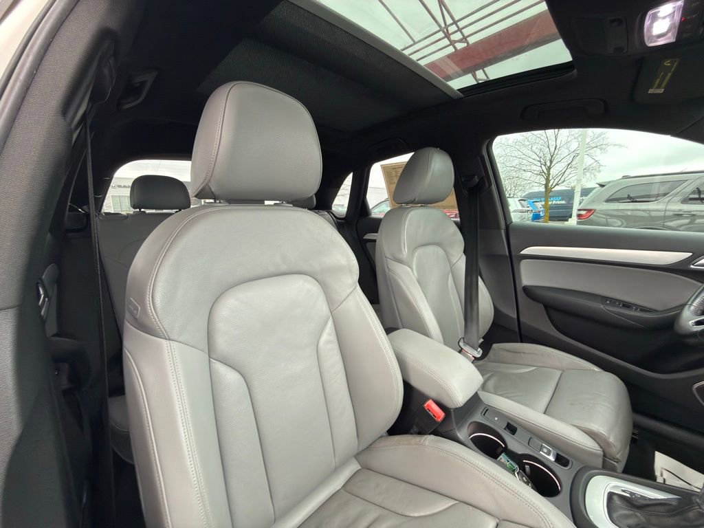 Used 2016 Audi Q3 2.0T Prestige image 39