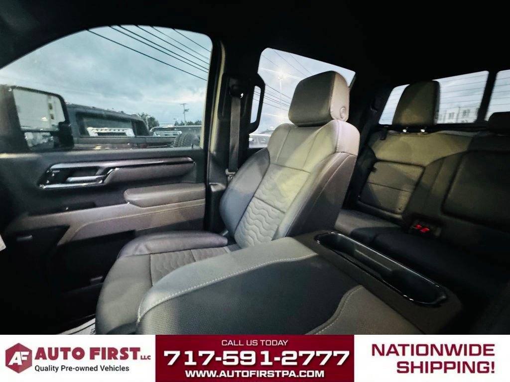 Used 2024 Chevrolet Silverado 2500 ZR2 w/ Technology Package image 17