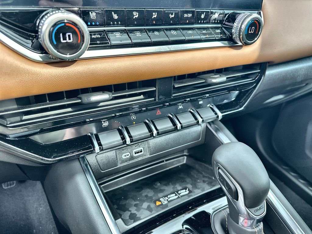 New 2026 GMC Canyon AT4 image 25