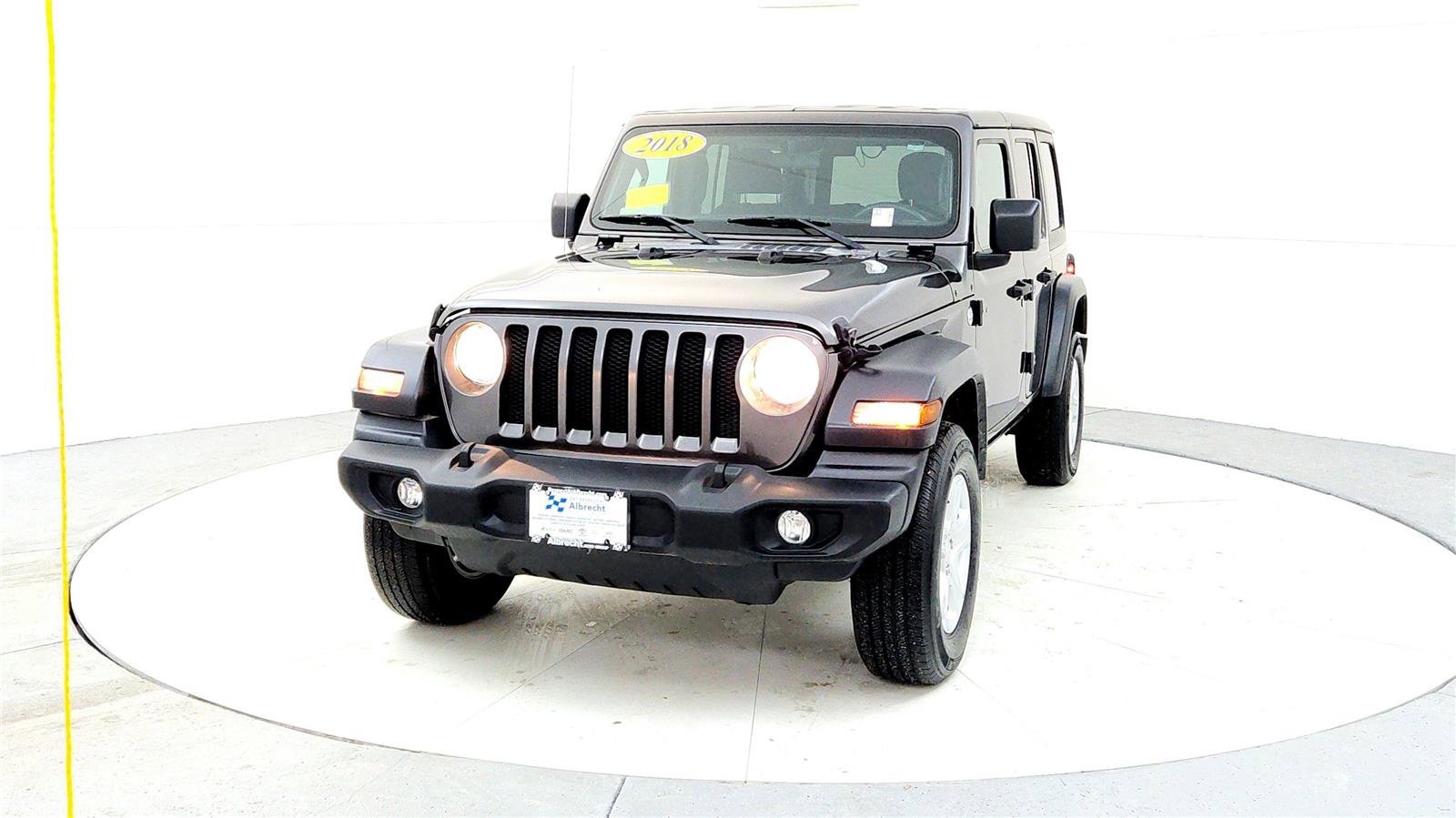 Used 2018 Jeep Wrangler Unlimited Sport S image 2