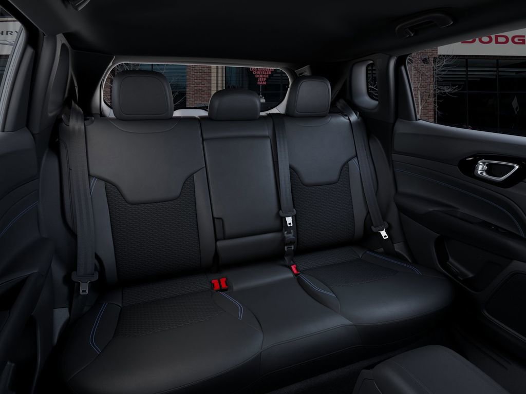 New 2026 Jeep Compass Latitude image 15