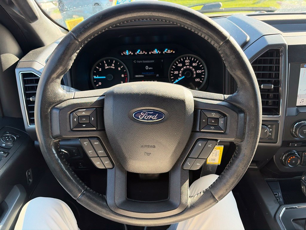 Used 2018 Ford F150 XLT w/ Equipment Group 302A Luxury AWD/4WD image 5