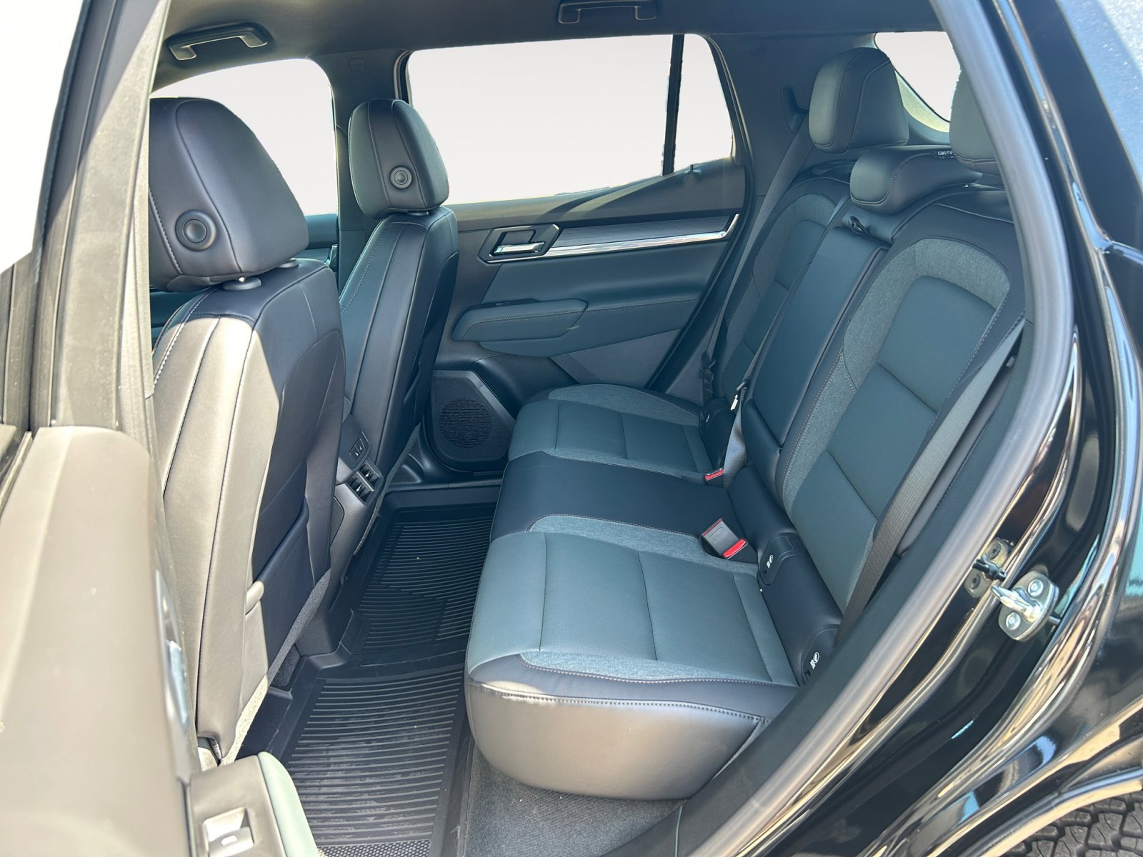 New 2026 GMC Terrain AT4 w/ Convenience Package III image 23