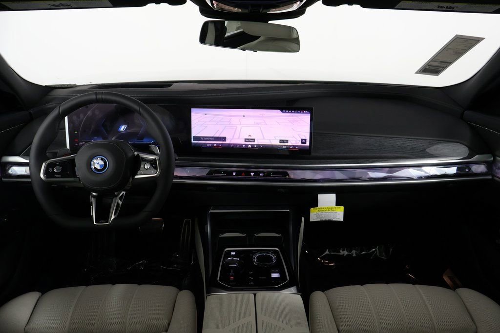 New 2026 BMW 750e xDrive w/ Executive Package image 4