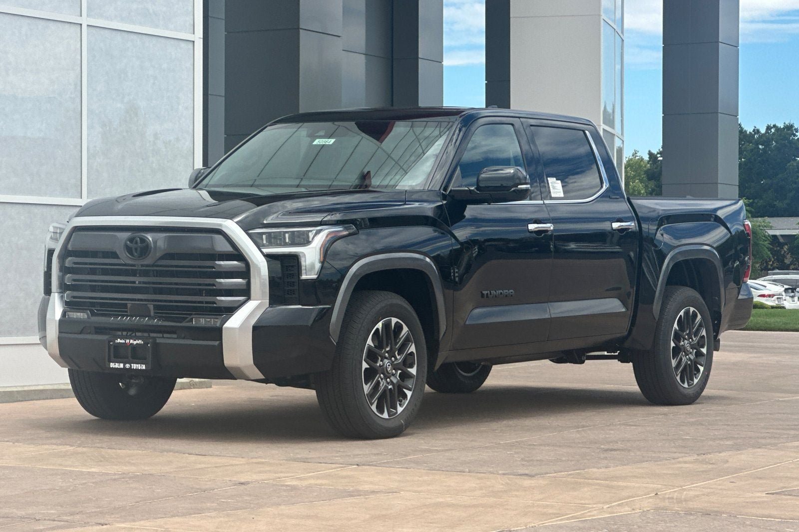 New 2026 Toyota Tundra Limited AWD/4WD image 8