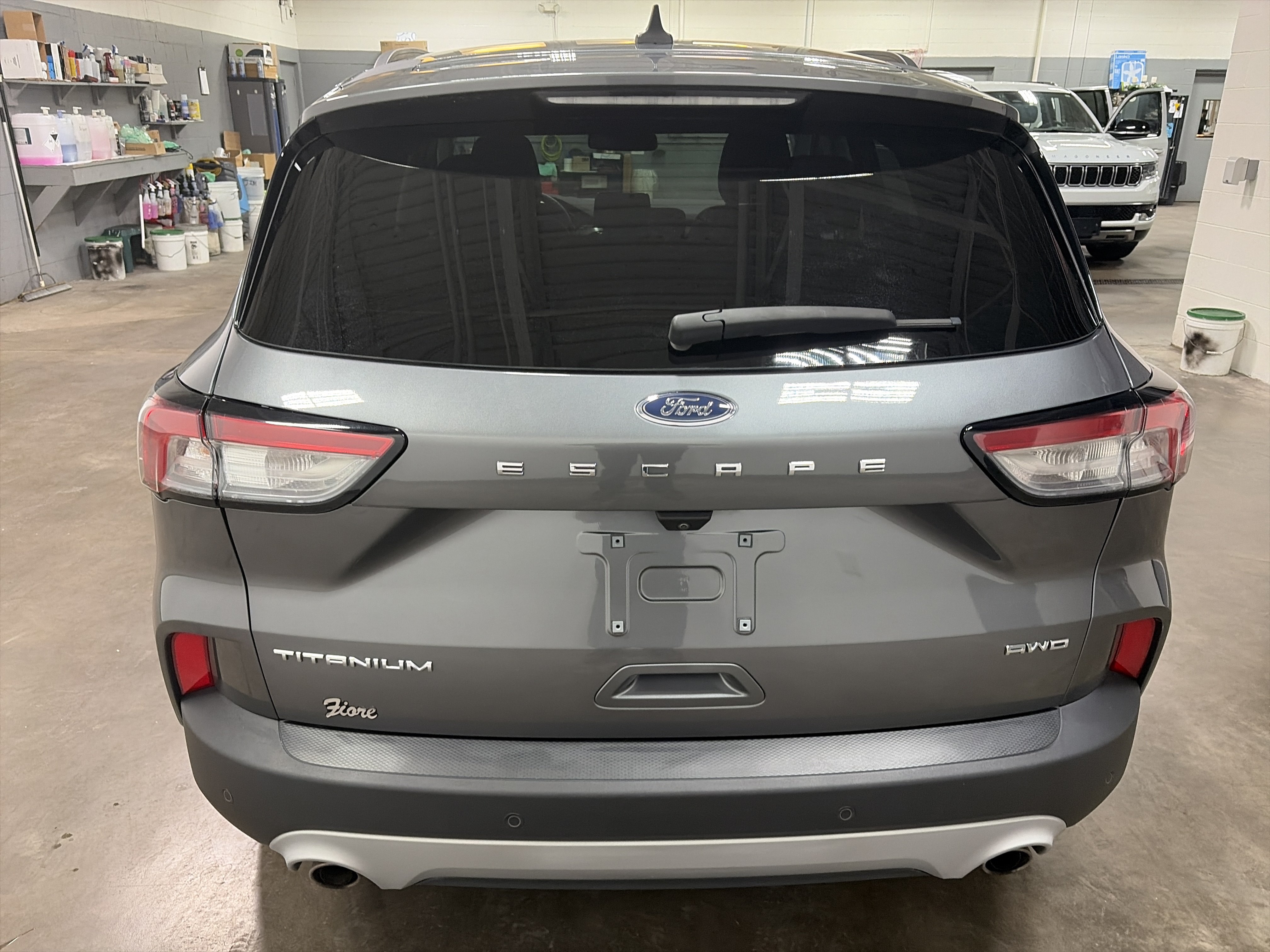 Used 2022 Ford Escape Titanium AWD/4WD video 4